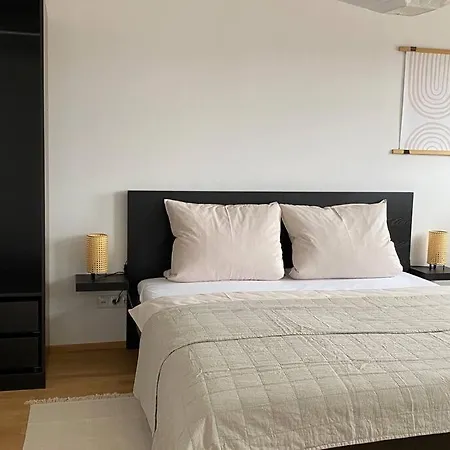 Apartment Nummer22 *